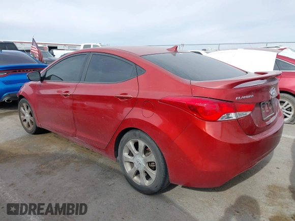 2013 Hyundai Elantra GLS z VIN KMHDH4AE5DU865858, wystawiony jako IAAI lot #41204904 z przebiegiem 79 821 mil mil oraz . Historia ofert i sprzedaży dostępna na DreamBid. Obrazek 3.