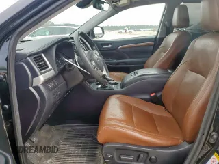 2017 Toyota Highlander Limited with VIN 5TDDZRFH5HS458974, listed as a Copart auction lot 64512955 with 213,743 mi miles and Clean title. Bid and sale history available at DreamBid. Image 7.