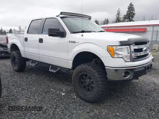 2014 Ford F-150 XL with VIN 1FTFW1EF1EKF65204, listed as a IAAI auction lot 41669195 with 84,882 mi miles. Bid and sale history available at carsss.com. Image 1.
