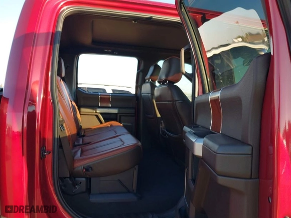 2019 Ford Super Duty F-250 SRW XL with VIN 1FT7W2BT2KEE97090, listed as a IAAI auction lot 41343735 with 68,212 mi miles. Bid and sale history available at carsss.com. Image 8.
