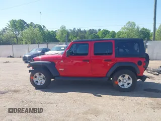 2018 Jeep Wrangler Unlimited Sport S с VIN 1C4HJXDG0JW132321, выставлен на аукционе IAAI как лот 42038361 с пробегом 158 673 миль миль и . История ставок и продаж доступна на DreamBid. Изображение 15.