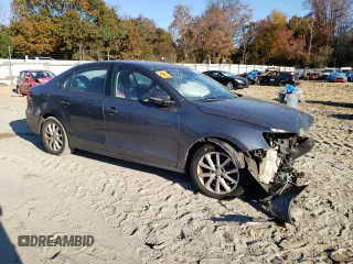 2012 Volkswagen Jetta Sedan SE w/Convenience PZEV with VIN 3VWDP7AJ2CM106767, listed as a Copart auction lot 75491043 with 167,156 mi miles and Non Repairable. Bid and sale history available at carsss.com. Image 4.