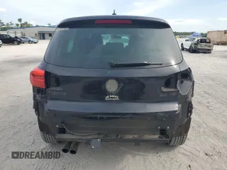 2012 Volkswagen Tiguan SE with VIN WVGAV7AX1CW557300, listed as a Copart auction lot 58975585 with 183,344 mi miles and Salvage title. Bid and sale history available at DreamBid. Image 6.