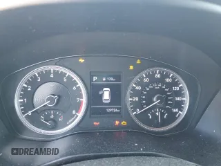 2019 Hyundai Santa Fe SE z VIN 5NMS23AD9KH023222, wystawiony jako Copart lot #86827124 z przebiegiem 129 726 mil mil oraz Szkoda całkowita • Salvage title. Historia ofert i sprzedaży dostępna na DreamBid. Obrazek 9.