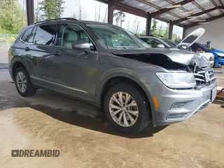 2018 Volkswagen Tiguan SEL z VIN 3VV3B7AX6JM054849, wystawiony jako IAAI lot #42303112 z przebiegiem 87 574 mil mil oraz . Historia ofert i sprzedaży dostępna na DreamBid. Obrazek 1.