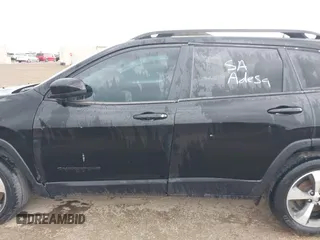 2020 Jeep Cherokee Limited с VIN 1C4PJLDB9LD599972, выставлен на аукционе IAAI как лот 42619796 с пробегом 128 083 миль миль и . История ставок и продаж доступна на DreamBid. Изображение 13.
