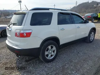 2008 GMC Acadia SLE1 with VIN 1GKEV13788J294604, listed as a IAAI auction lot 41818969 with 173,252 mi miles. Bid and sale history available at carsss.com. Image 4.