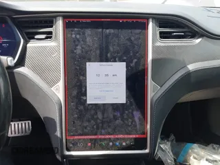 2018 Tesla Model S 75D with VIN 5YJSA1E43JF260547, listed as a IAAI auction lot 42346240 with 89,637 mi miles and . Bid and sale history available at DreamBid. Image 17.