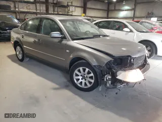 2003 Volkswagen Passat GLS with VIN WVWPD63B43P292427, listed as a Copart auction lot 65917754 with 194,501 mi miles and Salvage Title. Bid and sale history available at carsss.com. Image 4.