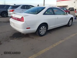1999 Honda Accord EX z VIN 1HGCG3259XA007246, wystawiony jako IAAI lot #41709901 z przebiegiem 314 469 mil mil oraz . Historia ofert i sprzedaży dostępna na DreamBid. Obrazek 4.
