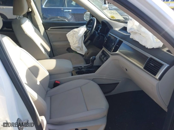 2019 Volkswagen Atlas 3.6L V6 SEL with VIN 1V2MR2CA5KC553296, listed as a IAAI auction lot 41329337 with 91,041 mi miles. Bid and sale history available at carsss.com. Image 5.