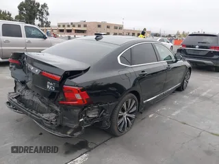 2023 Volvo S90 Plus z VIN LVY062MN1PP348741, wystawiony jako IAAI lot #40519151 z przebiegiem 49 300 mil mil oraz . Historia ofert i sprzedaży dostępna na DreamBid. Obrazek 4.