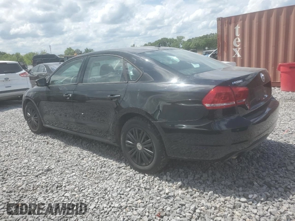 2014 Volkswagen Passat S z VIN 1VWAS7A34EC025857, wystawiony jako Copart lot #55750215 z przebiegiem 221 764 mil mil oraz Czysty tytuł • Clean title. Historia ofert i sprzedaży dostępna na DreamBid. Obrazek 2.