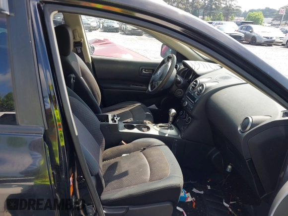 2009 Nissan Rogue SL with VIN JN8AS58TX9W327689, listed as a IAAI auction lot 42111690 with 203,132 mi miles and . Bid and sale history available at DreamBid. Image 5.