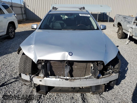2014 Mercedes-Benz E 350 Luxury with VIN WDDHH8JB1EA902836, listed as a Copart auction lot 49804835 with 93,963 mi miles and Salvage Title. Bid and sale history available at DreamBid. Image 5.