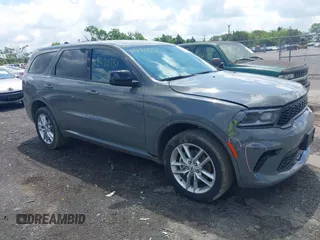 2025 Dodge Durango GT z VIN 1C4RDJDG4SC535889, wystawiony jako IAAI lot #42420731 z przebiegiem 2 572 mil mil oraz . Historia ofert i sprzedaży dostępna na DreamBid. Obrazek 1.