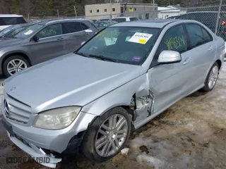 2009 Mercedes-Benz C-Class 3.0L Sport with VIN WDDGF81X29R071397, listed as a IAAI auction lot 41646304 with 226,077 mi miles. Bid and sale history available at carsss.com. Image 2.