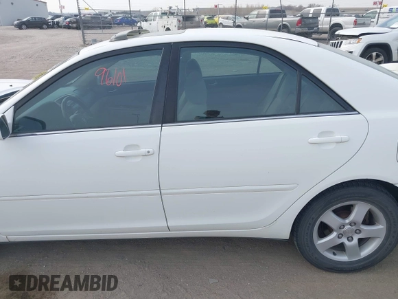 2003 Toyota Camry LE with VIN 4T1BE32K13U250477, listed as a IAAI auction lot 41996101 with 212,951 mi miles and . Bid and sale history available at DreamBid. Image 14.