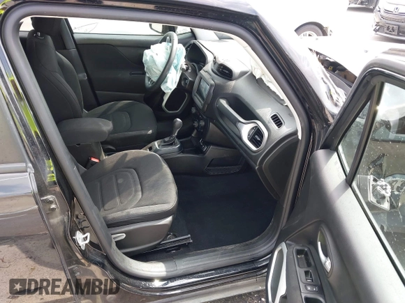 2020 Jeep Renegade Latitude with VIN ZACNJABB8LPL44436, listed as a IAAI auction lot 41919226 with 71,600 mi miles and . Bid and sale history available at DreamBid. Image 5.