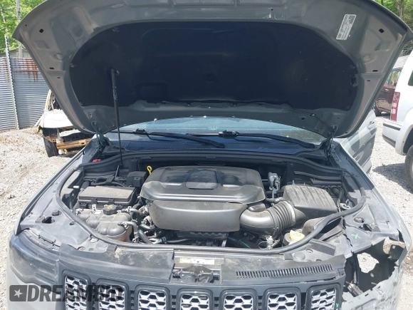 2021 Jeep Grand Cherokee Laredo E с VIN 1C4RJEAG0MC658371, выставлен на аукционе IAAI как лот 42271039 с пробегом 39 919 миль миль и . История ставок и продаж доступна на DreamBid. Изображение 10.