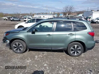 2018 Subaru Forester Premium with VIN JF2SJAEC7JH422303, listed as a IAAI auction lot 41915511 with 115,470 mi miles. Bid and sale history available at carsss.com. Image 15.
