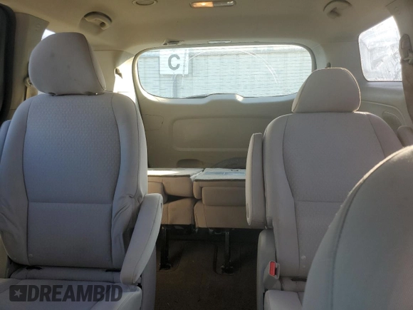 2016 Kia Sedona L with VIN KNDMA5C13G6208039, listed as a Copart auction lot 42313175 with 225,992 mi miles and Clean Title. Bid and sale history available at carsss.com. Image 10.