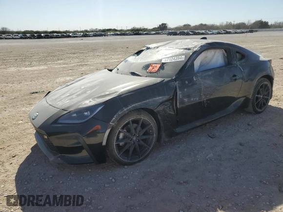 2024 Toyota GR86 Premium with VIN JF1ZNBE14R9761537, listed as a Copart auction lot 87124394 with 0 mi miles and Salvage Title. Bid and sale history available at carsss.com. Image 1.