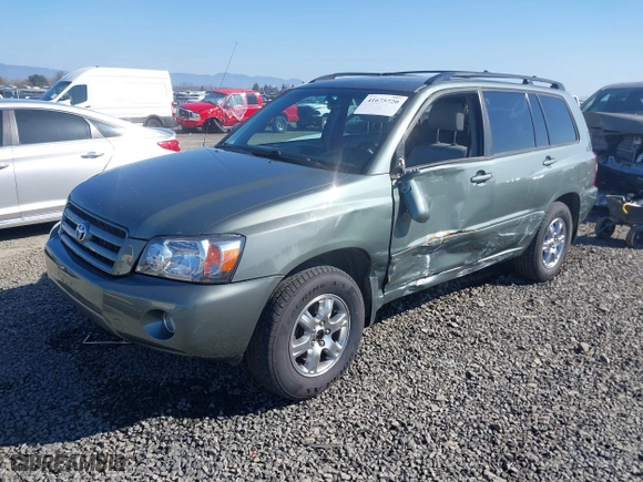 2004 Toyota Highlander with VIN JTEEP21AX40043007, listed as a IAAI auction lot 41675720 with 212,330 mi miles. Bid and sale history available at carsss.com. Image 19.