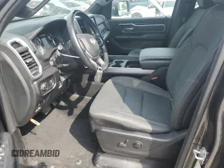 2022 Ram 1500 Big Horn z VIN 1C6SRFBT6NN159941, wystawiony jako Copart lot #59280195 z przebiegiem 52 864 mil mil oraz Szkoda całkowita • Salvage title. Historia ofert i sprzedaży dostępna na DreamBid. Obrazek 7.
