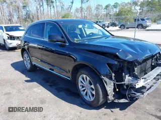 2017 Audi Q5 Premium with VIN WA1C2AFP3HA089015, listed as a IAAI auction lot 41642792 with 107,454 mi miles. Bid and sale history available at carsss.com. Image 1.