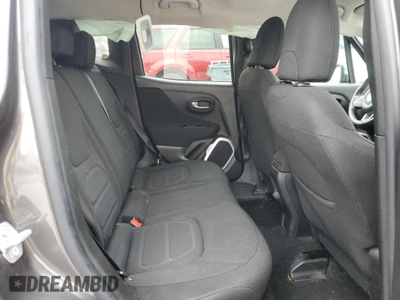 2019 Jeep Renegade Latitude z VIN ZACNJABB7KPJ73628, wystawiony jako Copart lot #59419695 z przebiegiem 61 126 mil mil oraz Szkoda całkowita • Salvage title. Historia ofert i sprzedaży dostępna na DreamBid. Obrazek 11.