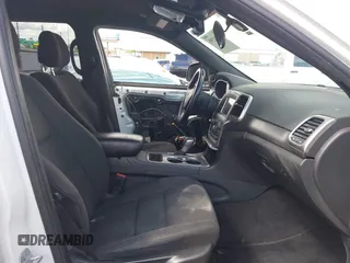 2018 Jeep Grand Cherokee Altitude with VIN 1C4RJEAGXJC171254, listed as a IAAI auction lot 42192395 with 210,890 mi miles and . Bid and sale history available at DreamBid. Image 5.