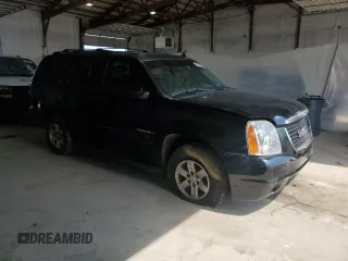2007 GMC Yukon SLT with VIN 1GKFK13027R125887, listed as a Copart auction lot 53069485 with 180,175 mi miles and Clean Title. Bid and sale history available at carsss.com. Image 4.