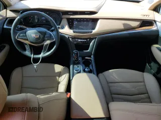 2024 Cadillac XT5 Premium Luxury AWD z VIN 1GYKNERS3RZ757814, wystawiony jako Copart lot #58976985 z przebiegiem 4 608 mil mil oraz Szkoda całkowita • Salvage title. Historia ofert i sprzedaży dostępna na DreamBid. Obrazek 8.
