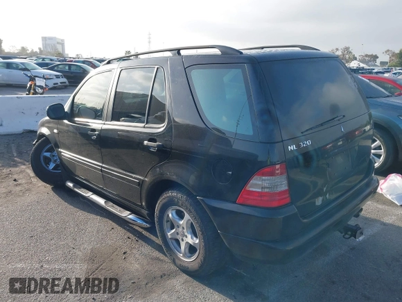 2000 Mercedes-Benz M 320/430/500 with VIN 4JGAB54E3YA164426, listed as a IAAI auction lot 42267653 with 183,306 mi miles and . Bid and sale history available at DreamBid. Image 3.