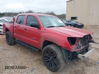 2013 Toyota Tacoma PreRunner z VIN 5TFJX4GN0DX026667, wystawiony jako IAAI lot #41541190 z przebiegiem 212 420 mil mil oraz . Historia ofert i sprzedaży dostępna na DreamBid. Obrazek 1.