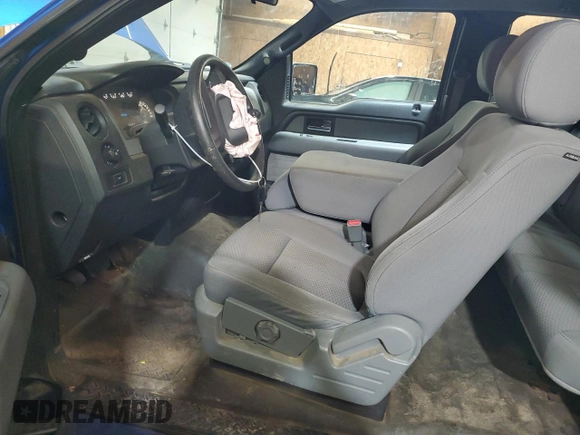 2012 Ford F-150 XL z VIN 1FTFX1EF0CFC17932, wystawiony jako Copart lot #63834535 z przebiegiem 93 119 mil mil oraz Szkoda całkowita • Salvage title. Historia ofert i sprzedaży dostępna na DreamBid. Obrazek 7.