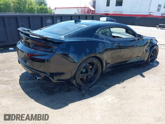 2016 Chevrolet Camaro 2SS with VIN 1G1FH1R76G0130957, listed as a IAAI auction lot 40950588 with 88,301 mi miles and . Bid and sale history available at DreamBid. Image 4.