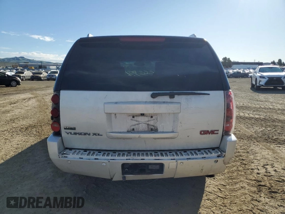 2011 GMC Yukon XL Denali with VIN 1GKS2MEF5BR126610, listed as a Copart auction lot 48075325 with 222,487 mi miles and Salvage Title. Bid and sale history available at carsss.com. Image 6.