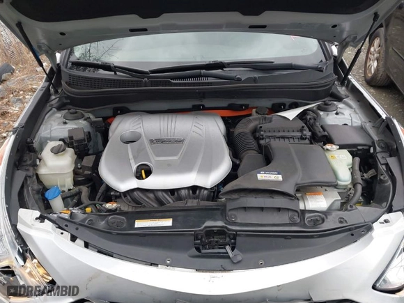 2013 Hyundai Sonata Hybrid Limited w/Panoramic Sunroof Pkg with VIN KMHEC4A48DA100185, listed as a IAAI auction lot 41664374 with 101,050 mi miles. Bid and sale history available at carsss.com. Image 10.