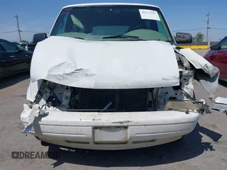 2000 Chevrolet Astro z VIN 1GNDM19W5YB202648, wystawiony jako IAAI lot #42272323 z przebiegiem Nie podano mil oraz . Historia ofert i sprzedaży dostępna na DreamBid. Obrazek 6.