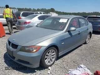 2007 BMW 3 Series 328xi with VIN WBAVC935X7KX55130, listed as a IAAI auction lot 42018618 with 232,500 mi miles and . Bid and sale history available at DreamBid. Image 2.