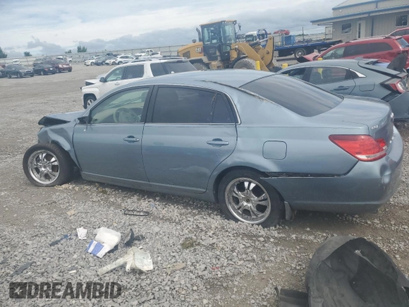 2006 Toyota Avalon XL z VIN 4T1BK36B96U137772, wystawiony jako Copart lot #61153324 z przebiegiem 1 111 mil mil oraz Szkoda całkowita • Salvage title. Historia ofert i sprzedaży dostępna na DreamBid. Obrazek 2.