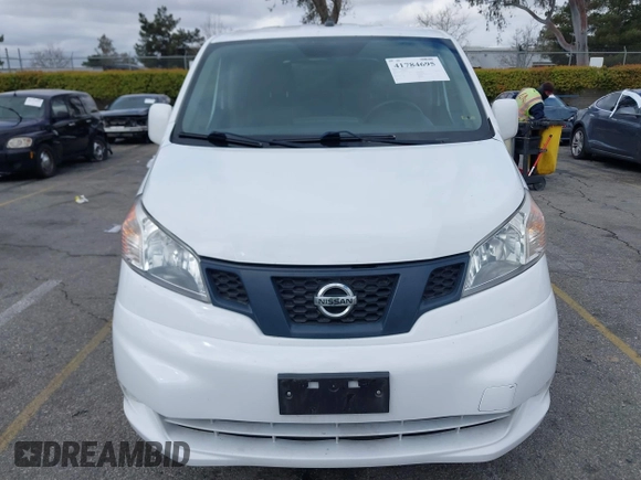 2019 Nissan NV200 S z VIN 3N6CM0KN9KK694173, wystawiony jako IAAI lot #41784695 z przebiegiem 58 867 mil mil oraz . Historia ofert i sprzedaży dostępna na DreamBid. Obrazek 12.