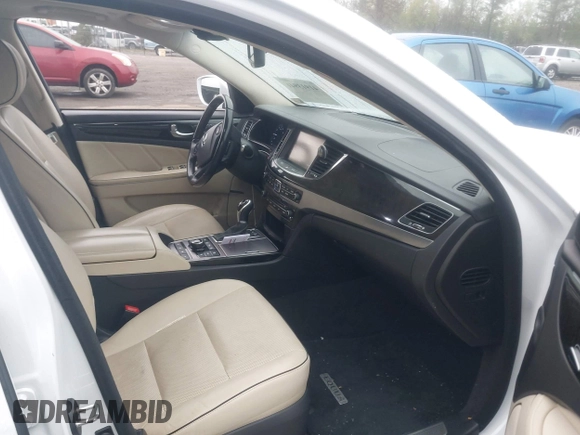 2016 Hyundai Equus Signature z VIN KMHGH4JH5GU106039, wystawiony jako IAAI lot #41913941 z przebiegiem 103 126 mil mil oraz . Historia ofert i sprzedaży dostępna na DreamBid. Obrazek 5.