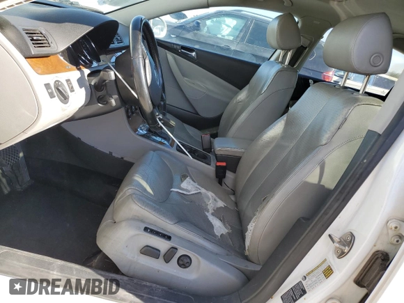 2006 Volkswagen Passat 3.6L V6 with VIN WVWEU93C76P119037, listed as a Copart auction lot 87653485 with 114,863 mi miles and Salvage title. Bid and sale history available at DreamBid. Image 7.