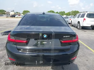 2020 BMW 3 Series 330i with VIN 3MW5R1J07L8B22314, listed as a IAAI auction lot 41867745 with 86,681 mi miles. Bid and sale history available at carsss.com. Image 16.