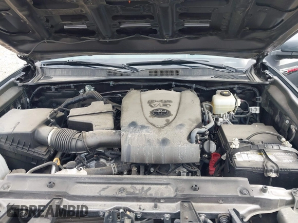 2021 Toyota Tacoma SR с VIN 5TFCZ5AN8MX266972, выставлен на аукционе IAAI как лот 42511666 с пробегом 56 378 миль миль и . История ставок и продаж доступна на DreamBid. Изображение 10.