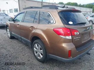 2011 Subaru Outback 2.5i Limited Pwr Moon with VIN 4S4BRBKC8B3320374, listed as a IAAI auction lot 42169840 with 186,580 mi miles. Bid and sale history available at carsss.com. Image 3.