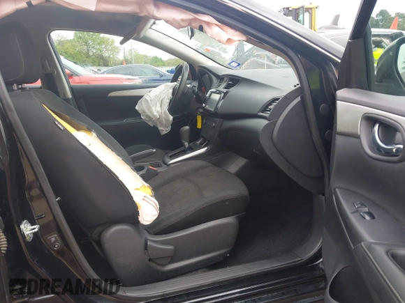 2019 Nissan Sentra SR with VIN 3N1AB7AP6KY209841, listed as a IAAI auction lot 41925545 with 94,926 mi miles. Bid and sale history available at carsss.com. Image 5.